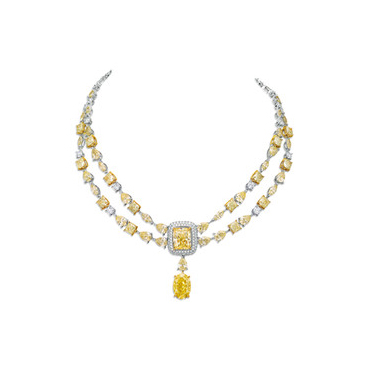 A Beautiful 18K Natural Yellow and White Diamond Necklace